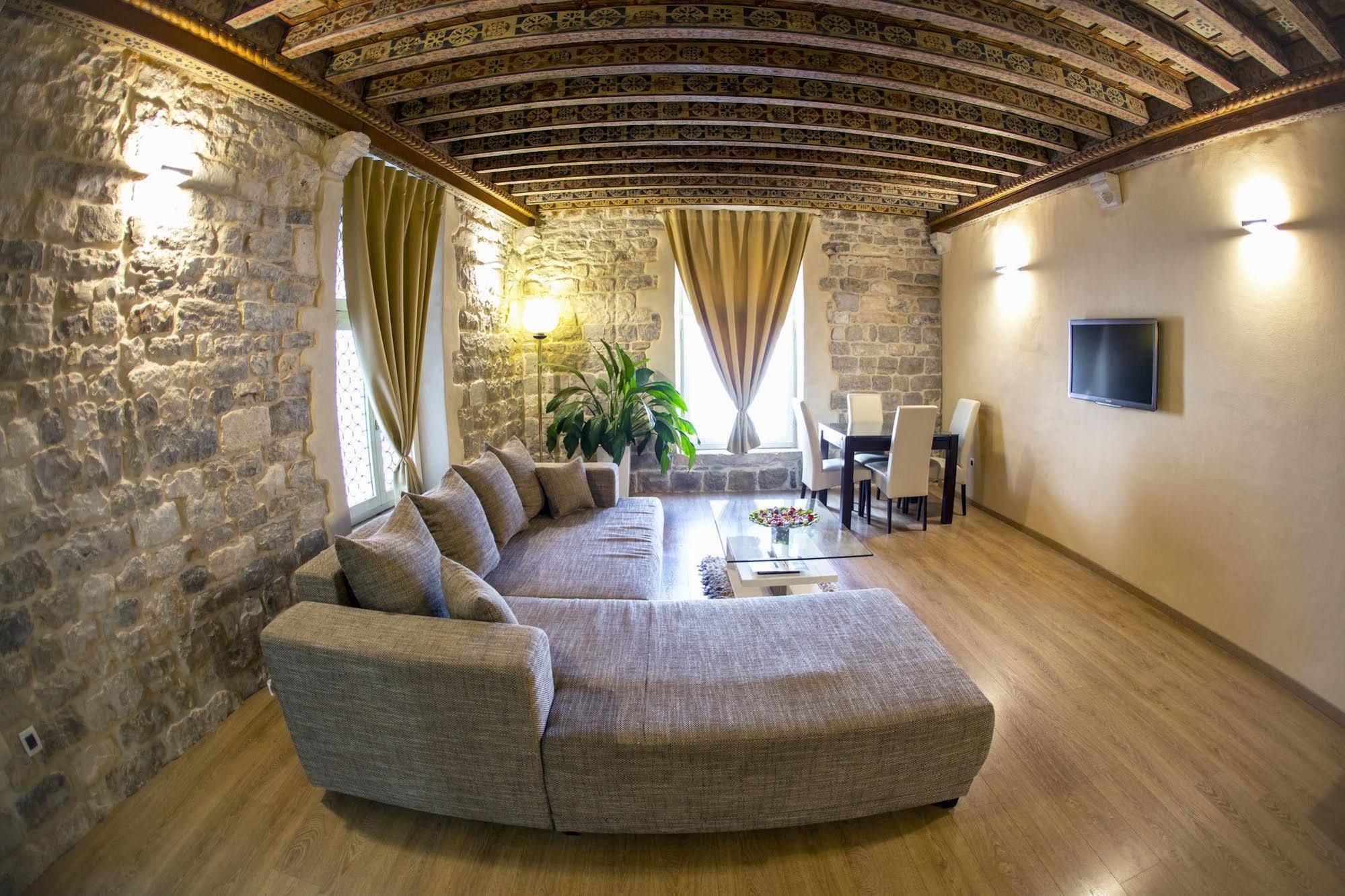 Grisogono Palace Heritage Residence Split Exterior photo