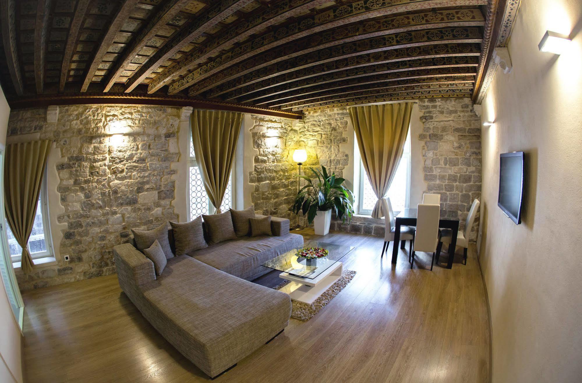 Grisogono Palace Heritage Residence Split Exterior photo